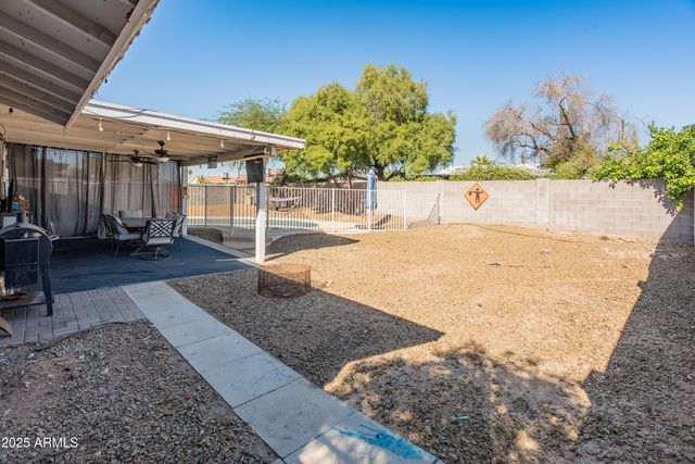 1516 W ESCUDA Road, Phoenix, AZ 85027