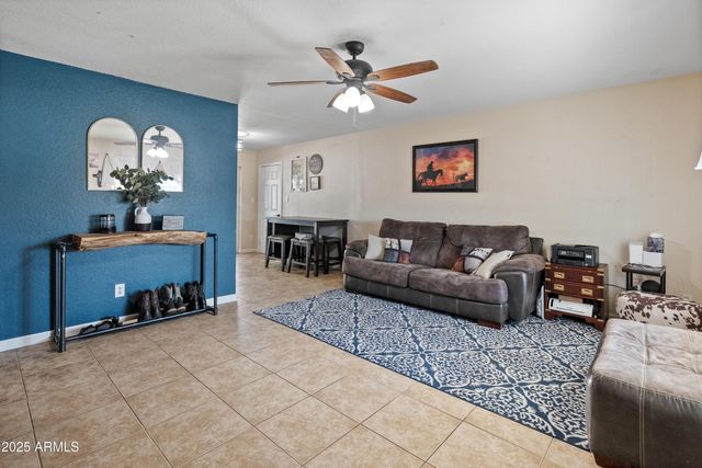 1516 W ESCUDA Road, Phoenix, AZ 85027