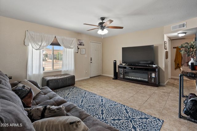 1516 W ESCUDA Road, Phoenix, AZ 85027