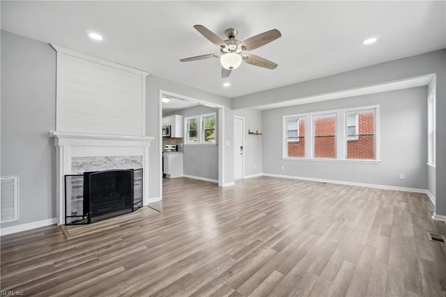 237 Pochin PL, Hampton, VA 23661