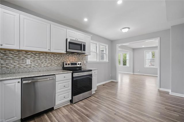 237 Pochin PL, Hampton, VA 23661
