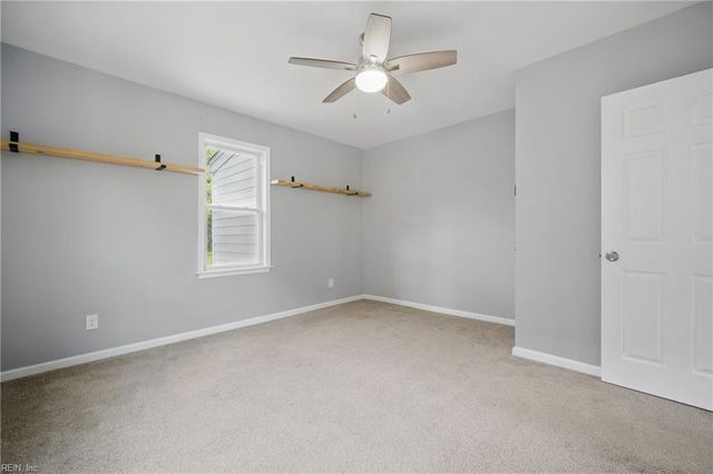 237 Pochin PL, Hampton, VA 23661