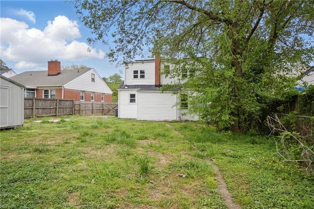 237 Pochin PL, Hampton, VA 23661