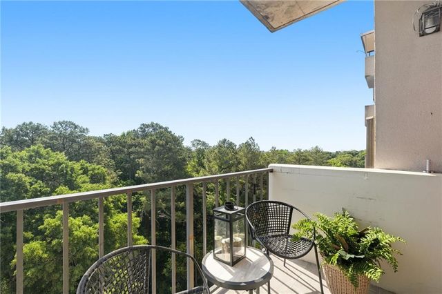 300 Johnson Ferry Road A803, Atlanta, GA 30328