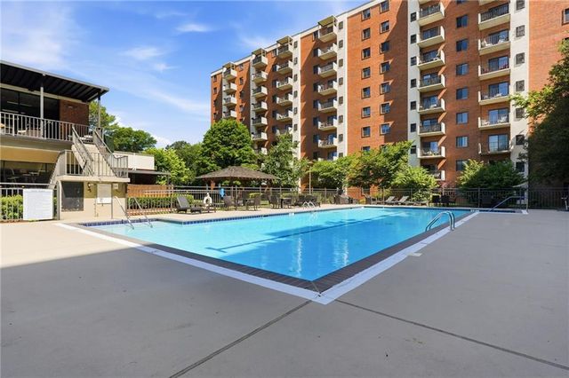 300 Johnson Ferry Road A803, Atlanta, GA 30328