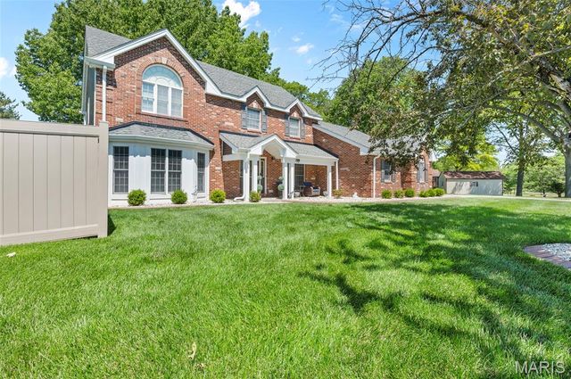 119 Jamie Lynn Drive, Glen Carbon, IL 62034
