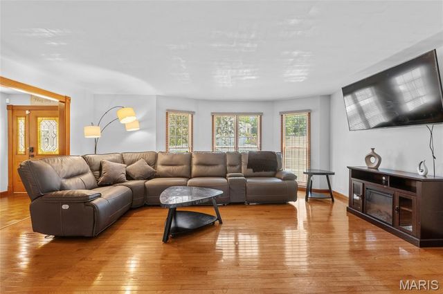 119 Jamie Lynn Drive, Glen Carbon, IL 62034