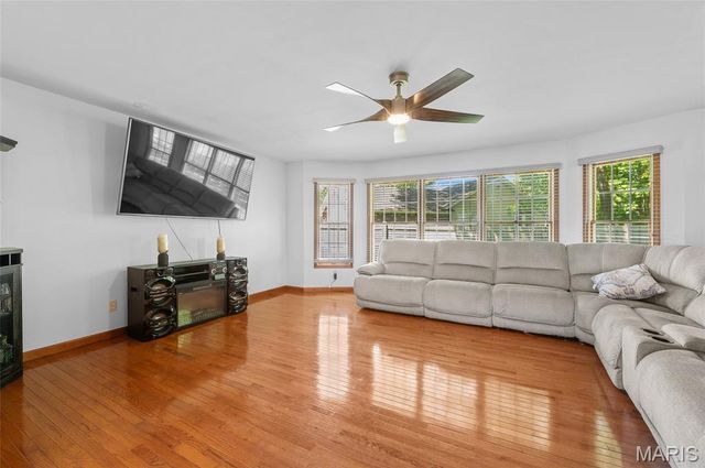 119 Jamie Lynn Drive, Glen Carbon, IL 62034