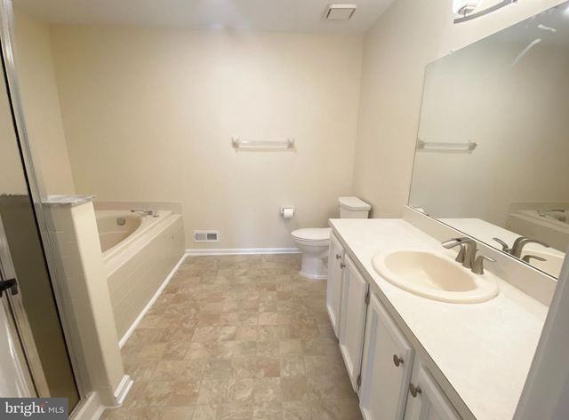 85 BIDDLE WAY, Mount Laurel, NJ 08054