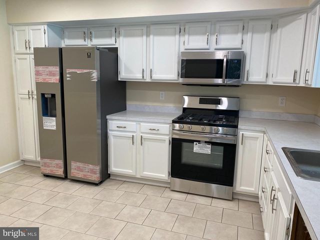 85 BIDDLE WAY, Mount Laurel, NJ 08054