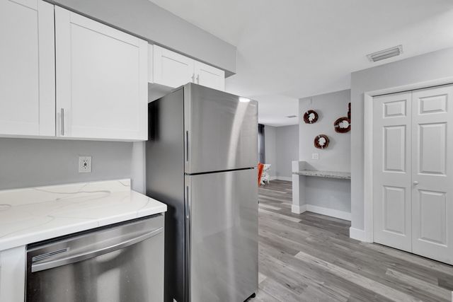 1624 NW 9TH Avenue, Fort Lauderdale, FL 33311