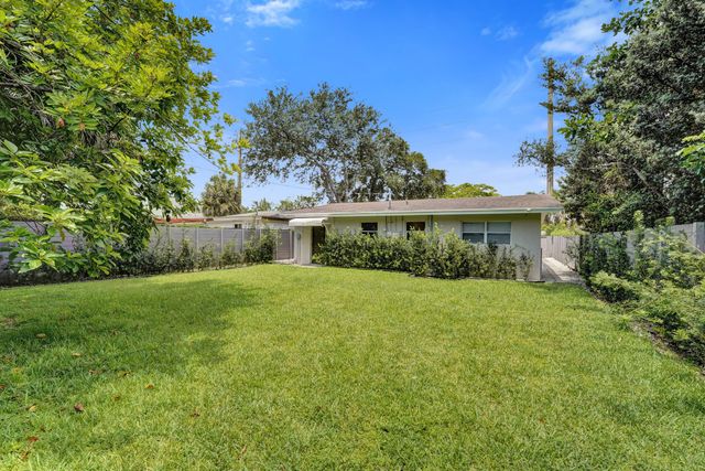 1624 NW 9TH Avenue, Fort Lauderdale, FL 33311