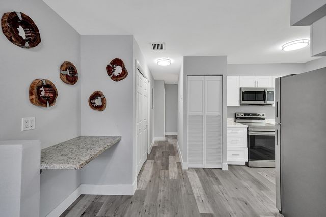 1624 NW 9TH Avenue, Fort Lauderdale, FL 33311