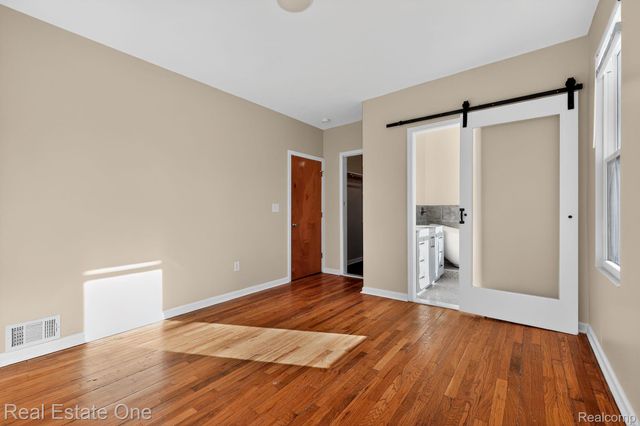 18522 Lenore, Detroit, MI 48219