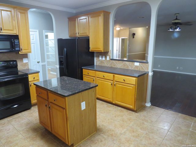 508 FOXFORD RUN DR, Schertz, TX 78108