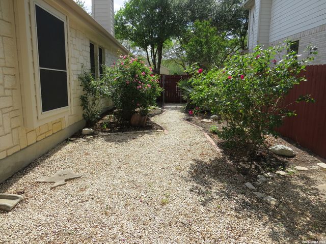 508 FOXFORD RUN DR, Schertz, TX 78108