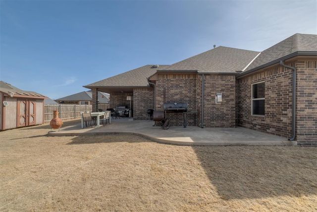 11721 SW 14th Street, Yukon, OK 73099