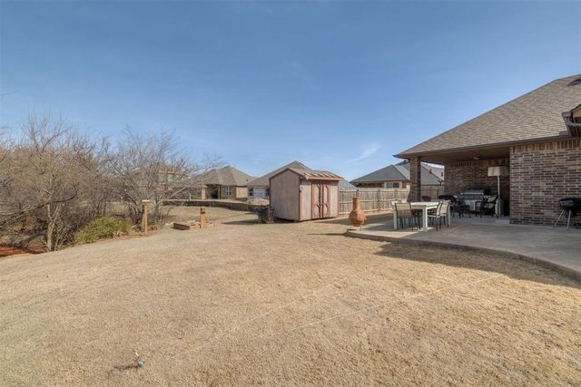 11721 SW 14th Street, Yukon, OK 73099