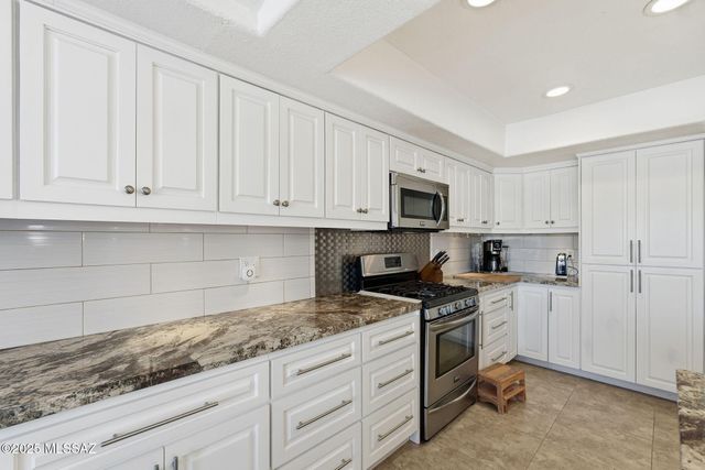 2200 N Hayden Drive, Tucson, AZ 85715