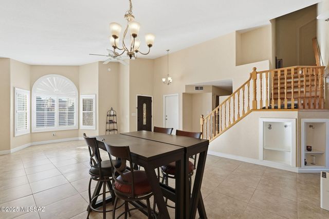 2200 N Hayden Drive, Tucson, AZ 85715