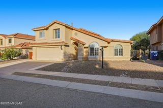 2200 N Hayden Drive, Tucson, AZ 85715