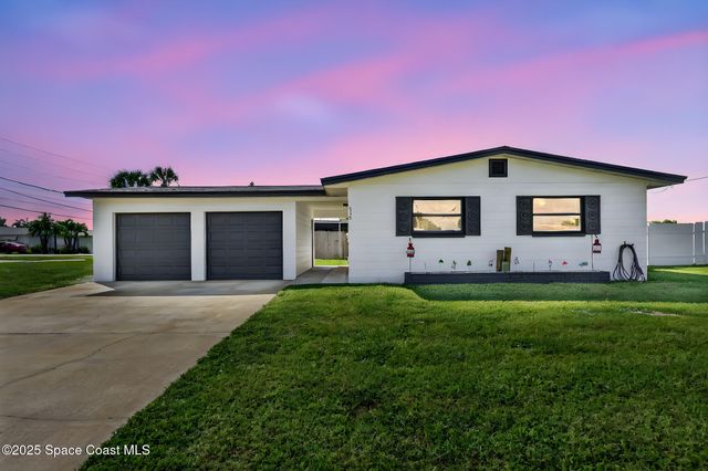 535 N Barrett Drive, Merritt Island, FL 32952