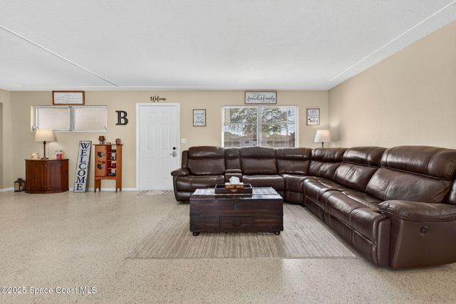 535 N Barrett Drive, Merritt Island, FL 32952