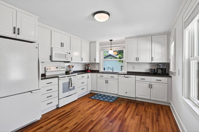1480 Fairmount Avenue, Saint Paul, MN 55105