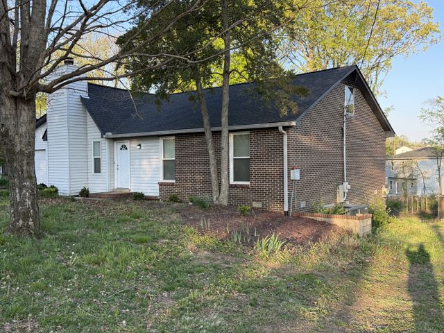 154 Shiloh Dr, La Vergne, TN 37086