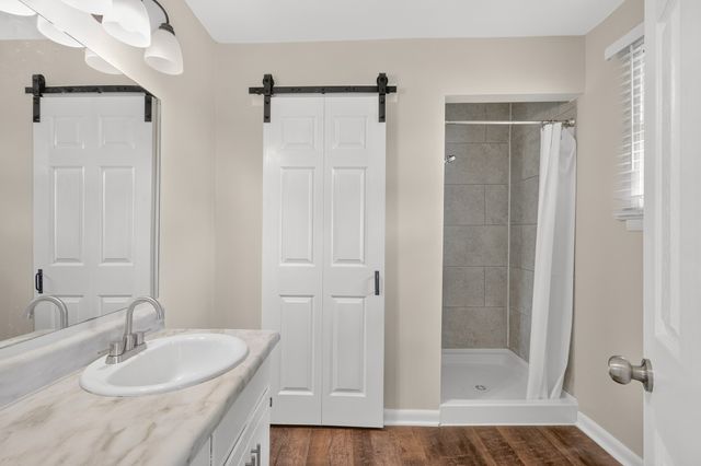 154 Shiloh Dr, La Vergne, TN 37086