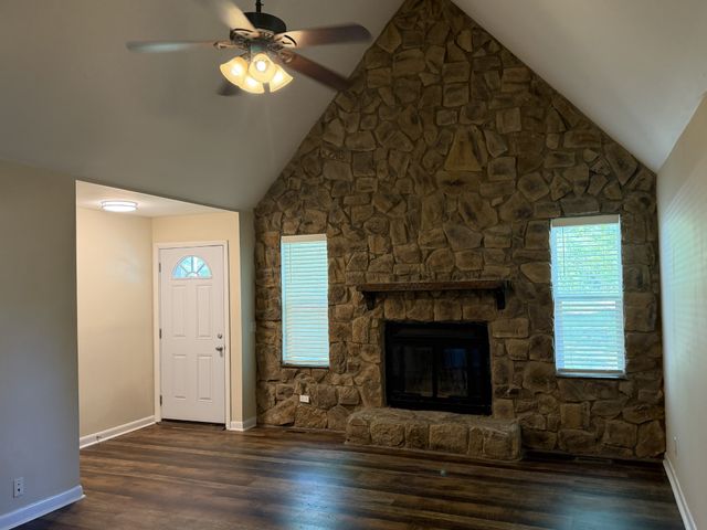 154 Shiloh Dr, La Vergne, TN 37086