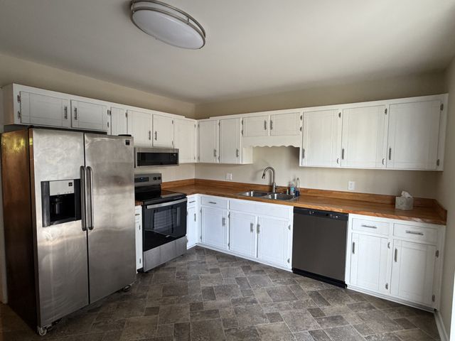 154 Shiloh Dr, La Vergne, TN 37086