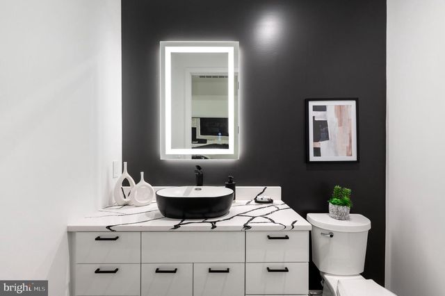 6921 GRANBY ST, Bethesda, MD 20817