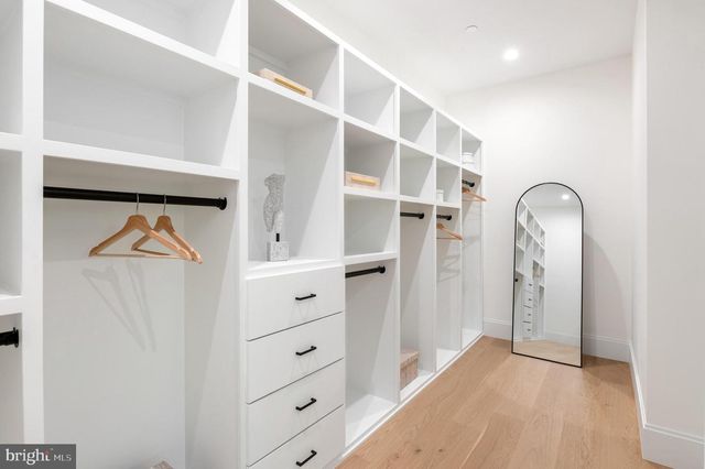 6921 GRANBY ST, Bethesda, MD 20817