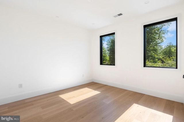 6921 GRANBY ST, Bethesda, MD 20817