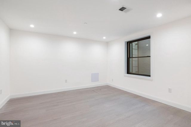 6921 GRANBY ST, Bethesda, MD 20817