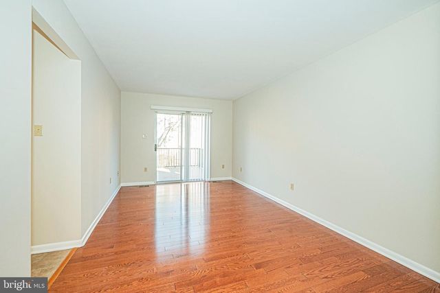 29 UPMAN CT, Baltimore, MD 21228