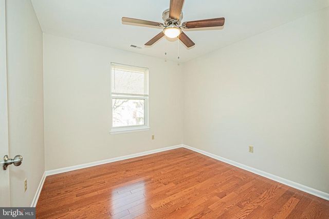 29 UPMAN CT, Baltimore, MD 21228