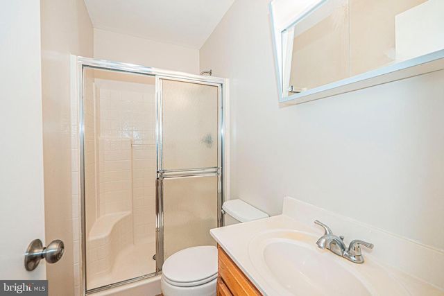 29 UPMAN CT, Baltimore, MD 21228