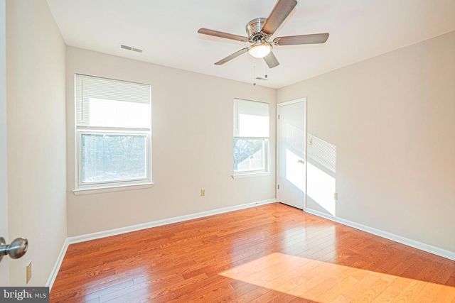 29 UPMAN CT, Baltimore, MD 21228