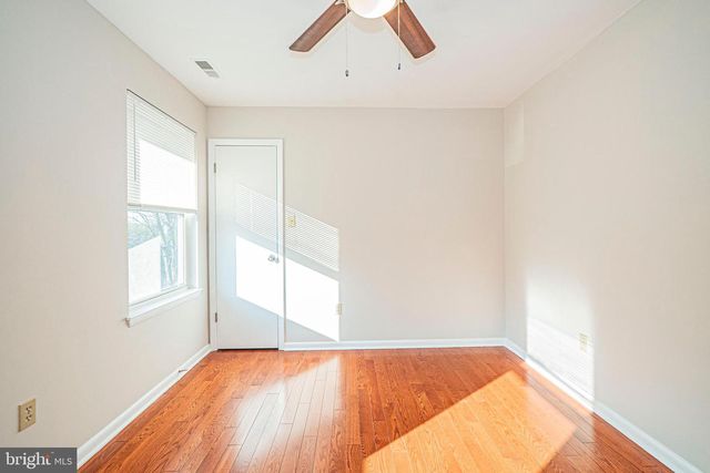 29 UPMAN CT, Baltimore, MD 21228