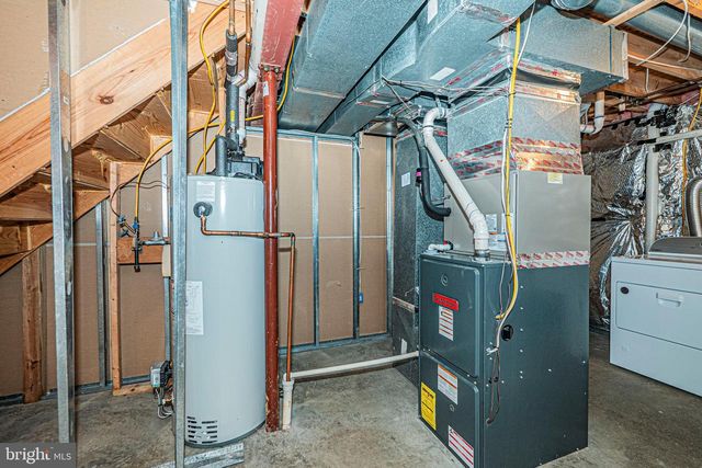 29 UPMAN CT, Baltimore, MD 21228