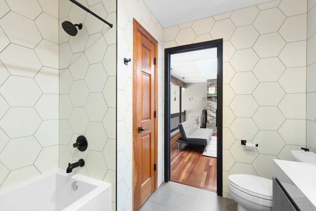 17466 W Windslow Drive, Grayslake, IL 60030