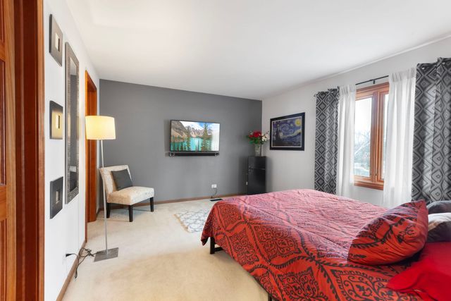 17466 W Windslow Drive, Grayslake, IL 60030