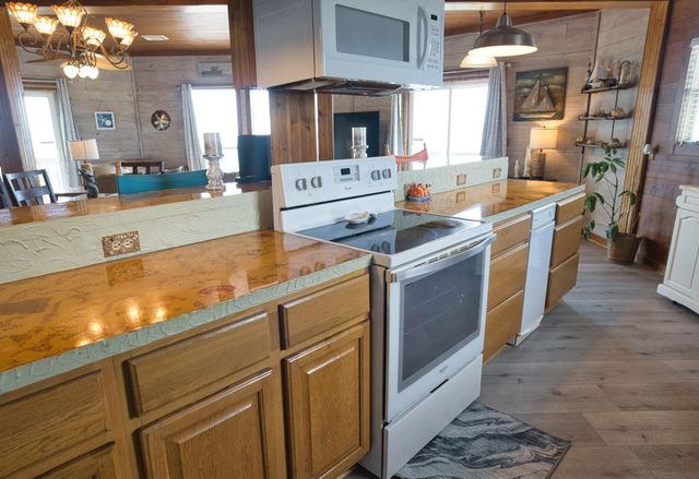 2258 County Road 230, Sargent, TX 77414