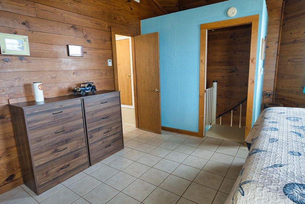 Image 28 of property listing at 2258 County Road 230, Sargent, TX 77414