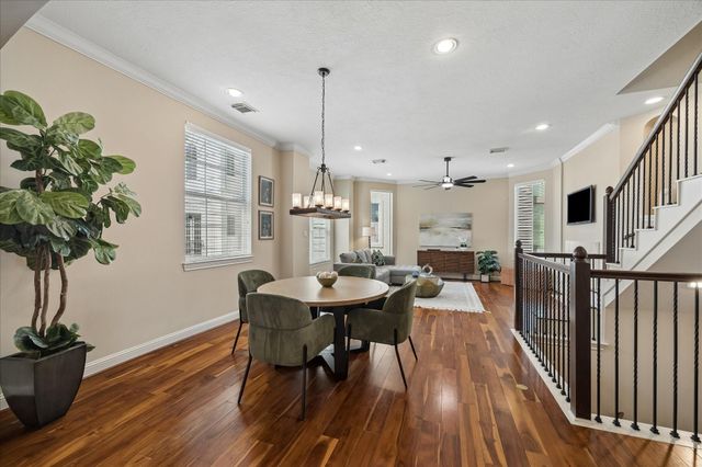 5610 Kiam Street B, Houston, TX 77007