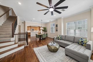 5610 Kiam Street B, Houston, TX 77007