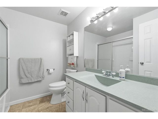 532 Oakwood Dr E207, Castle Rock, CO 80104