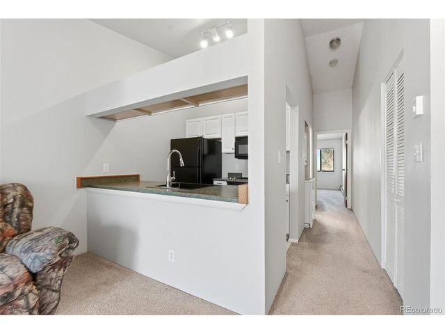 532 Oakwood Dr E207, Castle Rock, CO 80104